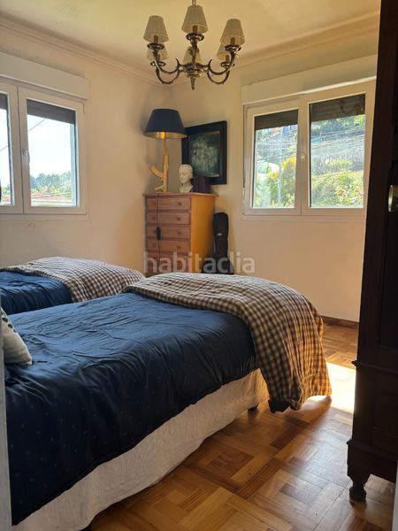 Foto eaa321e8-ebff-4c21-ad2e-a1d9d6a141b4. Casa amb calefacció aparcament a Darbo Cangas