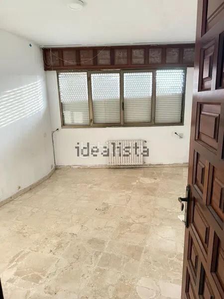 Foto 492a440b-cecb-40e5-a16b-78d581eb8cc1. Edificio in Grove (O)