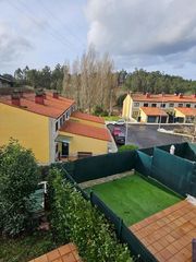 Casa adossada a Parroquias de Santiago. Casa en venta en santiago de compostela