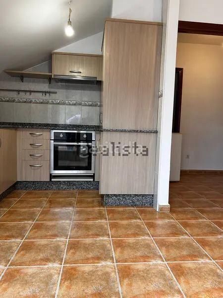 Foto b9405695-f6f7-4e15-bd9e-50ef58d3360b. Àtic amb aparcament a Valga