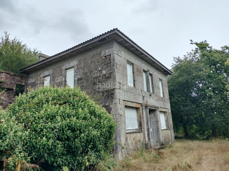 Foto cbf2f8cd-649a-40a9-b0fb-10310573e709. Casa a Val do Dubra