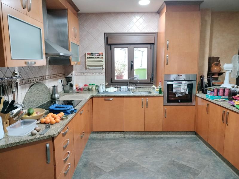 Foto c684731c-2b81-46fa-a856-486b850dfa78. Casa  en venta en Ponteareas