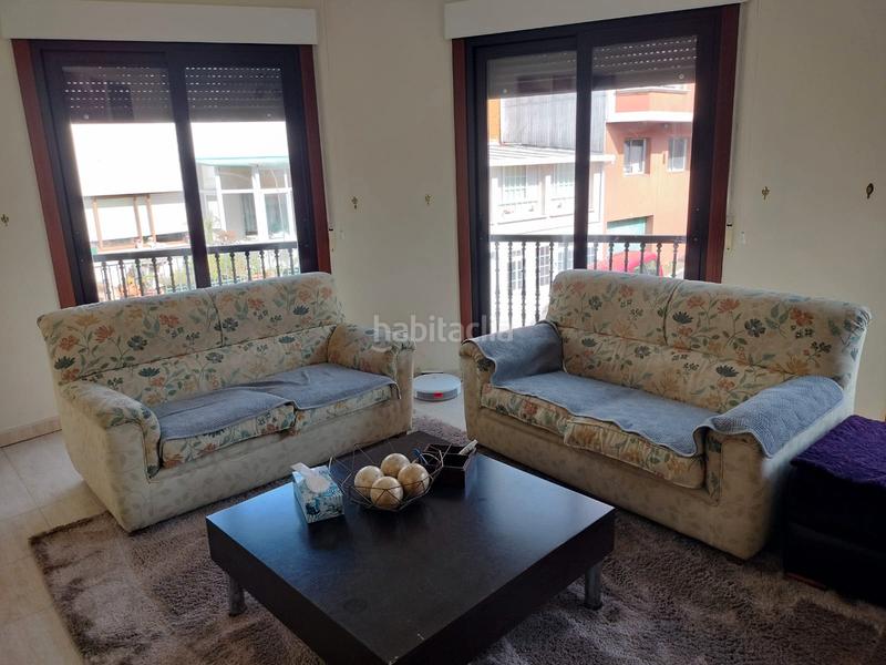 Foto 5cd1c1d2-47be-4981-8575-26d2954a57d0. Piso  en venta en o grove en Grove (O)