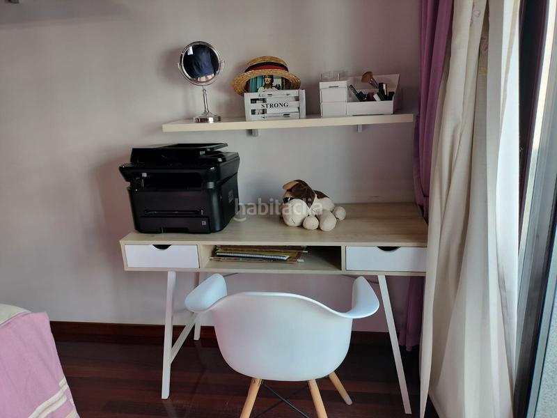 Foto cfec420d-89d7-490c-91c4-70e753ce2ed6. Piso  en venta en o grove en Grove (O)