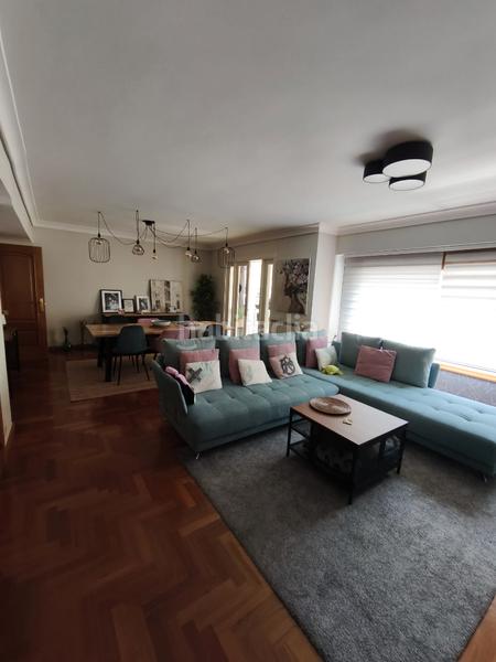 Foto 016af88f-6fe8-453c-9508-2931404f4cce. Piso  en venta en pizarro en Casablanca - Calvario Vigo