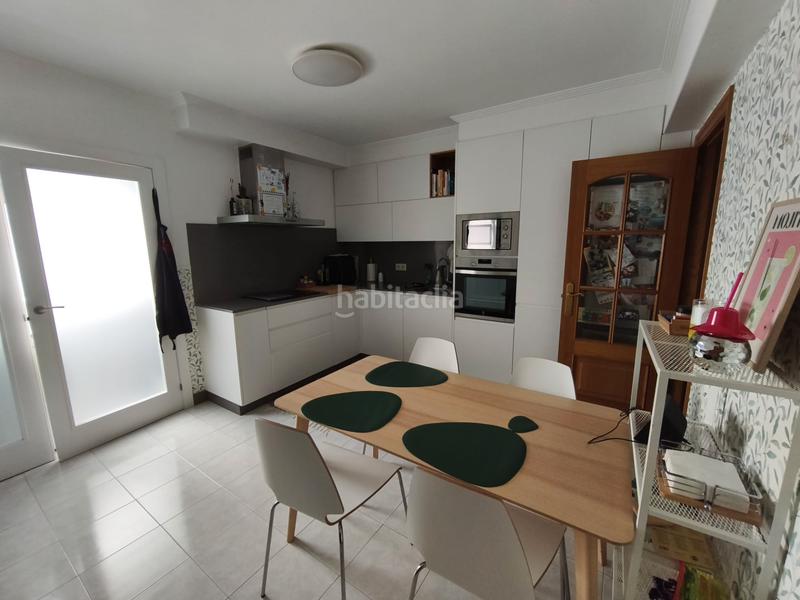 Foto d1860236-f8b7-4374-ae7f-78f589067dad. Piso  en venta en pizarro en Casablanca - Calvario Vigo