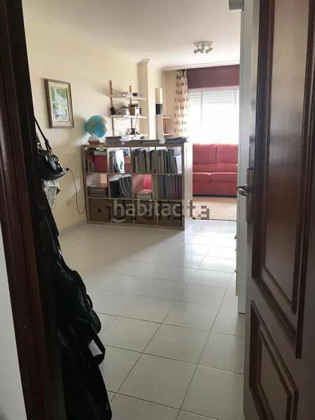 Foto af702cd2-42cf-4e72-8ea2-8acd29ece179. Appartamento con riscaldamento parcheggio in Grove (O)