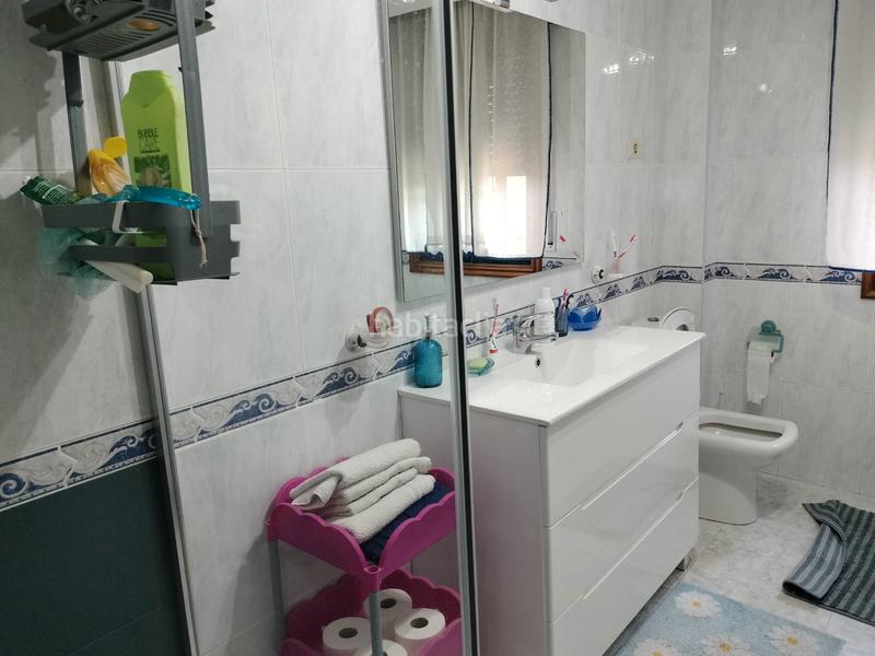 Foto 77e8940f-8218-4d4b-adfa-4b2135dac78a. Chalet casa en venta en Cangas pueblo Cangas