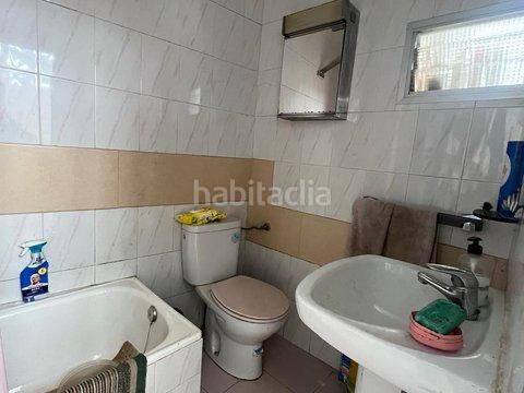 Foto 2db3760a-b421-47ac-8960-9c08a2c280ce. Semi detached house in La Estación Badajoz
