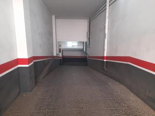 Alquiler Parking coche en Calle conde de la cañada 4. Magnifica cochera cerrada en el centro de ciudad real conde de l