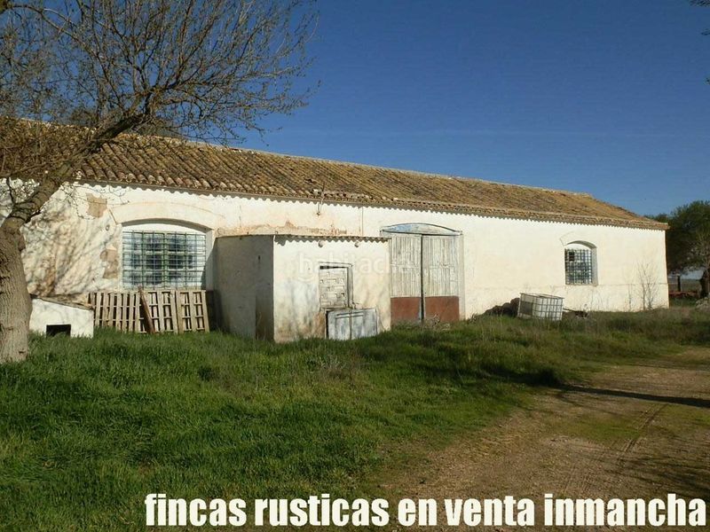 Foto b2b0ba52-5f18-4bc4-be65-5d4a0d187f66. Finca rústica finca en venta 366 has. labor viña riego (toledo) en Madridejos