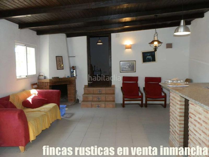 Foto 3f4c5570-67f4-4441-a5ae-0aa2d87e6e43. Fondo rustico in Pizarra