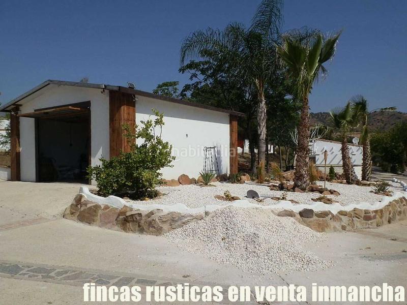 Foto 3fde262c-a5d8-40a6-9e37-8f7f4f10a076. Fondo rustico in Pizarra