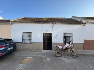 Doppelhaus in Écija. Casa en venta en écija