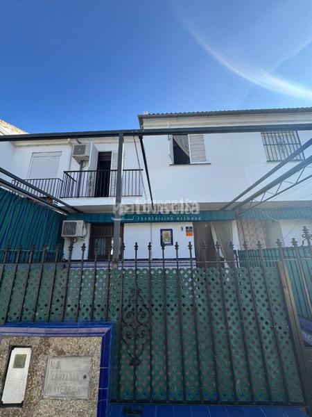 Foto 818596e4-800f-4f1f-8cad-56403022099c. Casa aparellada a Écija