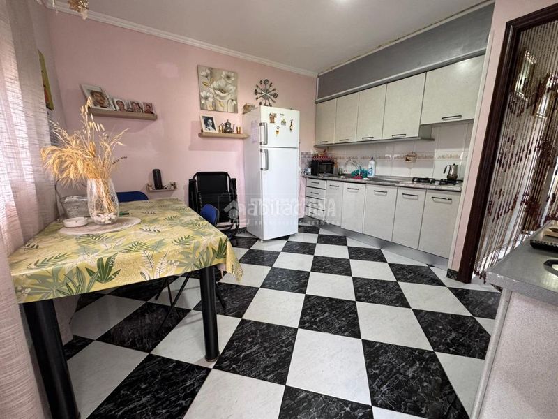 Foto e8dd10fa-b691-4218-8e56-ecdecc22b759. Piso  en venta en Écija