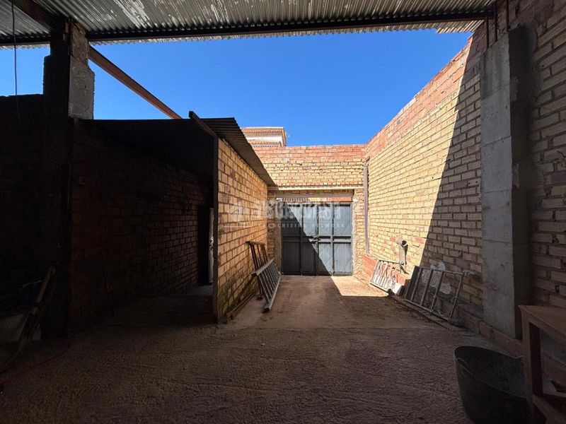 Foto 92288273-9890-4080-aac1-d8cb79f95318. Casa  en venta en Écija
