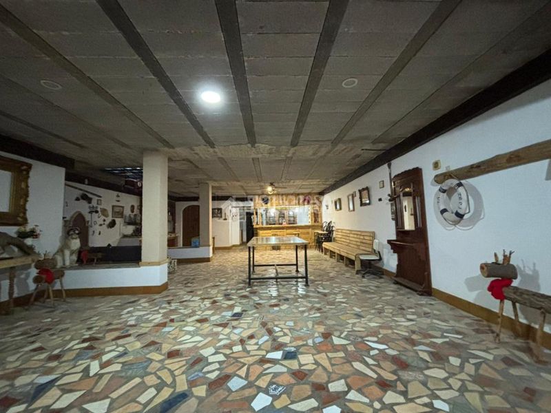 Foto f6ad2717-807f-4240-83e2-c1d3f34b2a9d. Casa  en venta en Écija