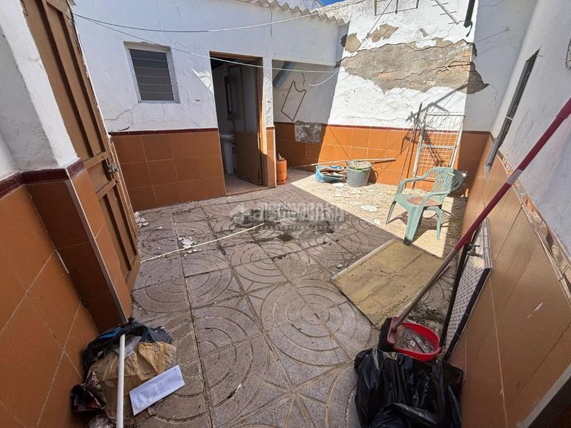 Foto 7df43c52-73ef-44c4-b500-47077704c04c. Casa  en venta en Écija