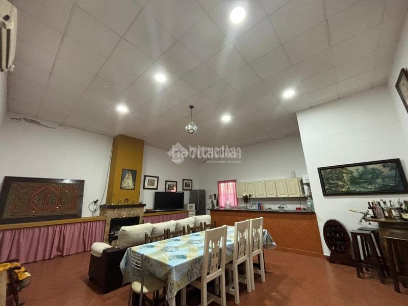 Foto b89d00fd-5060-4b82-a57a-d6a9eb29f712. Masia a Luisiana (La)