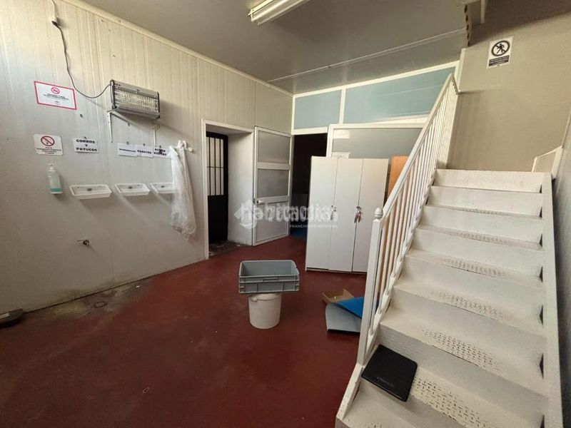 Foto 6f308fd8-8675-4706-8e63-17ab1460f94f. Casa aparellada a Écija