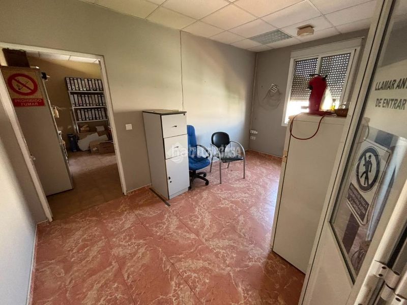 Foto 717a6637-3f0d-41fa-bc8e-6d8a6dce10e5. Casa aparellada a Écija