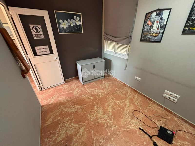 Foto ab9268da-2133-43f8-b160-91a741652d39. Casa aparellada a Écija