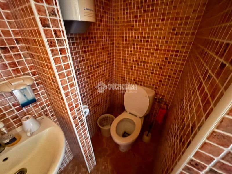 Foto c2dc1703-7711-448f-94db-bcee561d5088. Casa aparellada a Écija