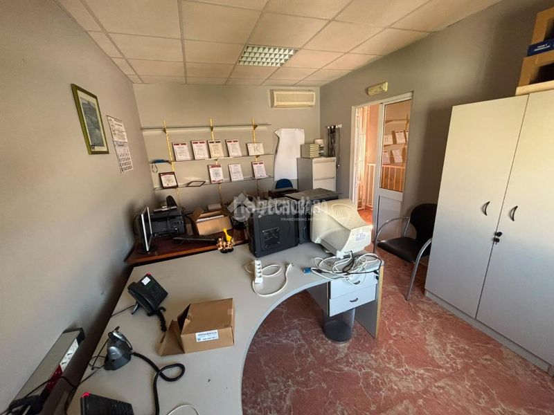 Foto dbe1eabc-2f37-4e4f-a8ae-6a59c0412480. Casa aparellada a Écija