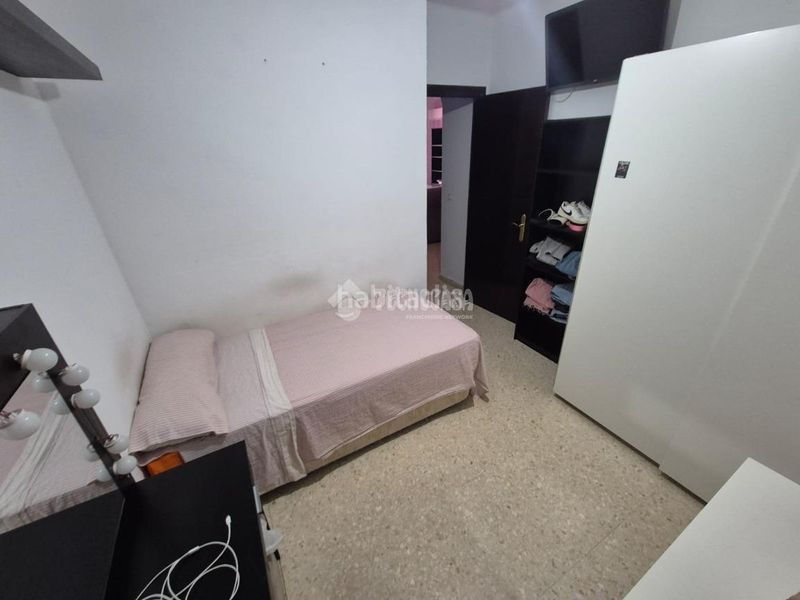 Foto fd0d258f-c338-42a8-bdf9-a73e73bad458. Pis a Écija