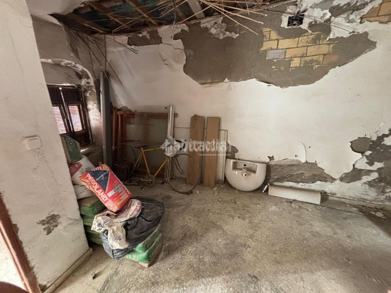 Foto 34806763-b131-4f25-b005-b6b115807ac6. Casa aparellada a Écija