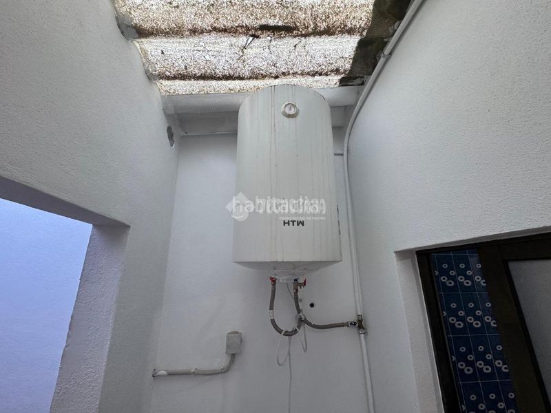 Foto 841c8487-6a05-42f1-a658-cedaac49132d. Casa aparellada a Écija