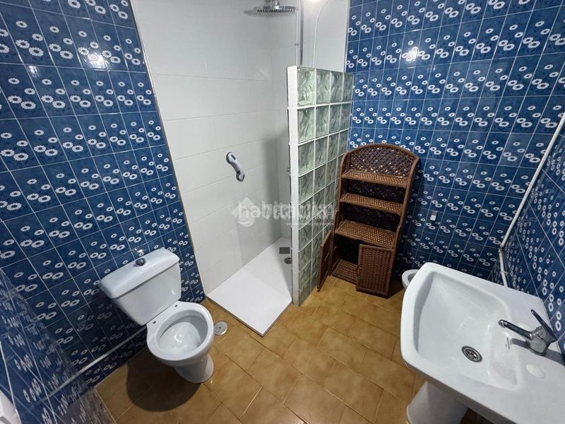 Foto b81a8bef-605e-467c-8d72-010694d61d38. Casa aparellada a Écija