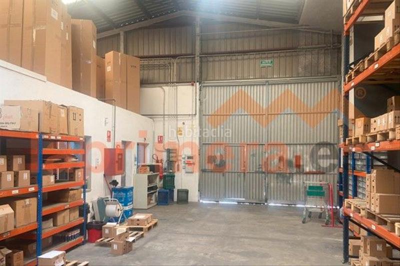 Foto 1597d699-15f1-4a75-a5ea-67143659b6d6. Affitto capannone industriale in Alaquàs