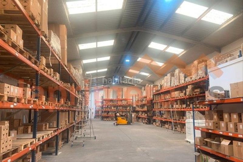 Foto e3c3876f-f483-4cf0-93f6-c6b06ff261e6. Location bâtiment à usage industriel dans Alaquàs