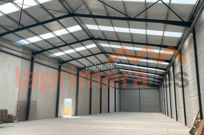 Foto a3d664e7-283e-4a94-aa81-3ba62800df6f. Lloguer nau industrial a carrer coeters 52 a Alaquàs