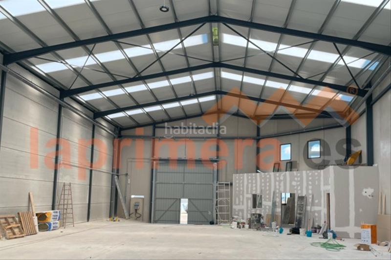 Foto fddc4f0d-5cd8-4963-b167-fc5cac475fb1. Lloguer nau industrial a carrer coeters 52 a Alaquàs