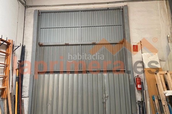 Foto f764daad-163e-47ef-9b67-23c393504af9. Rent industrial building in Beniparrell