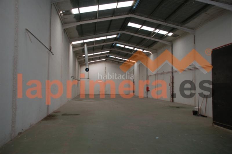 Foto 2c7843d6-41f1-4dbb-98fc-5502f8e9a327. Rent industrial building in Alaquàs