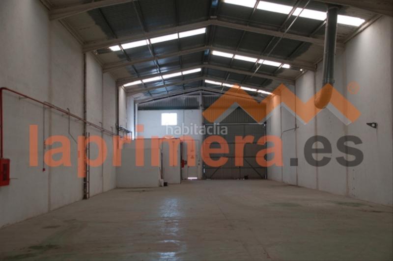 Foto 8d1a4bbf-7d32-4ed8-b1fb-aa781939728a. Rent industrial building in Alaquàs