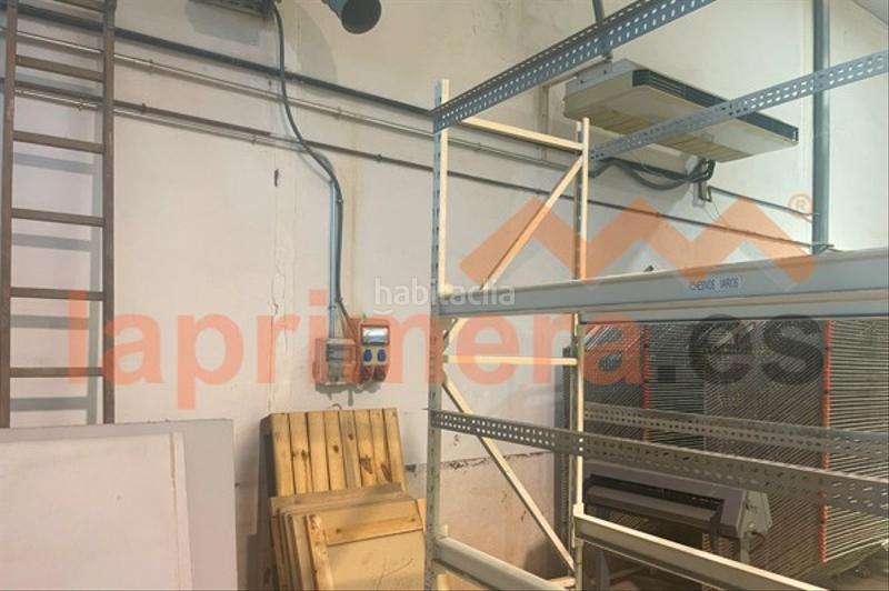 Foto da131177-87c8-425e-8bc5-a0327c9e3c03. Bâtiment à usage industriel dans Beniparrell