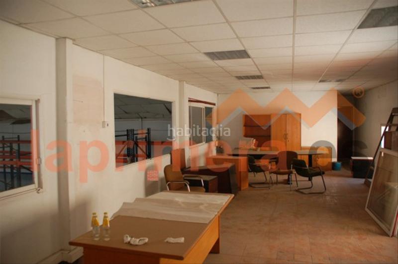 Foto 8b366c3d-fb75-428c-aff9-50b29c9a616f. Affitto capannone industriale in Centro Xirivella