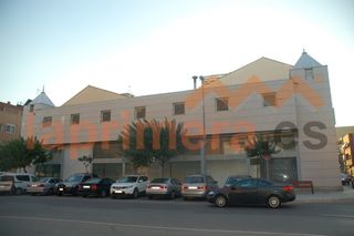 Lloguer Local Comercial a Alaquàs. Local comercial en aldaia