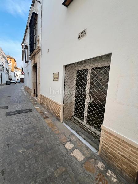 Foto 2ed35136-4fbc-487e-964b-371c93280502. Local comercial a calle general weyler 18 a Écija