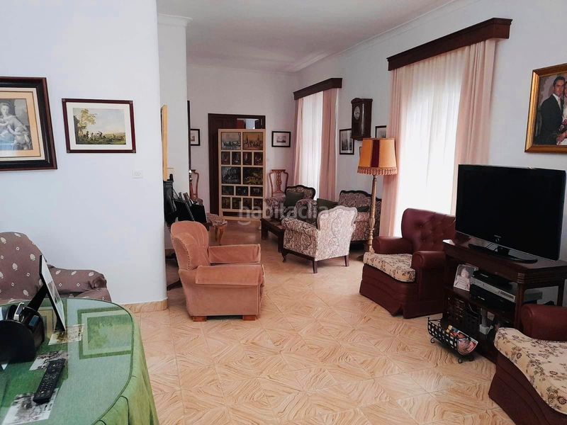 Foto 19848088-a113-4212-b98b-3c7b34c81e37. Casa a Écija