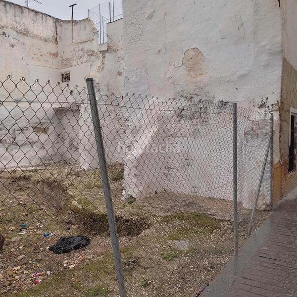 Foto 2838e190-82cb-4ed1-84e6-9a27e442e55e. Wohngrundstück in calle comedias 15b in Écija