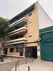 Aparcament cotxe a Écija. 1478- se vende cochera en avd del genil...!!!