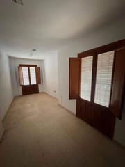 Etagenwohnung in Écija