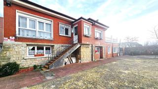 Maison à Polanco. Convierte en, dos casas con entrada independiente con mínima obr