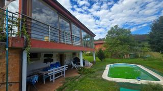 Xalet  Barrio caviedes. Oportunidad única chalé con piscina y jardín en caviedes, uno de